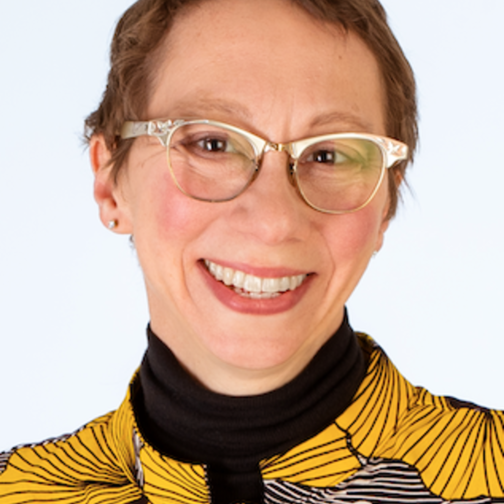 Lauren Lessing.png Lauren Lessing.png